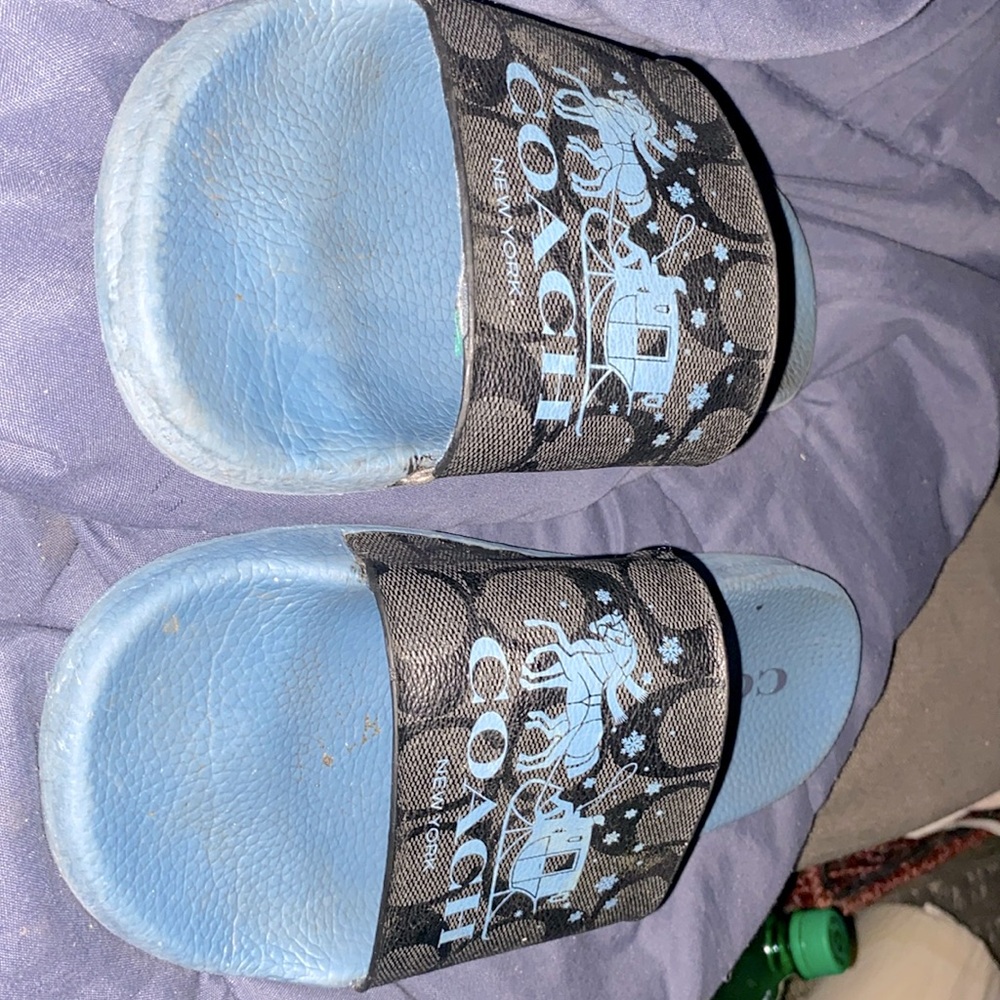 Coach slides dark blue was 200 asking 100 or obo